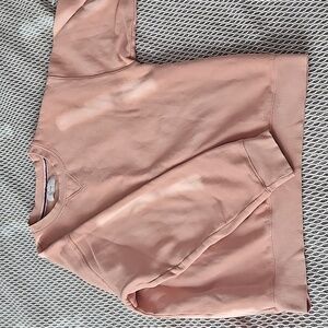 Aritzia TNA crewneck